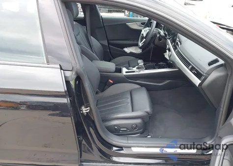 2025 Audi A5 Sportback Premium 45 Tfsi S Line Quattro S Tronic z USA, uszkodzony, nr VIN WAUDACF55SA006888